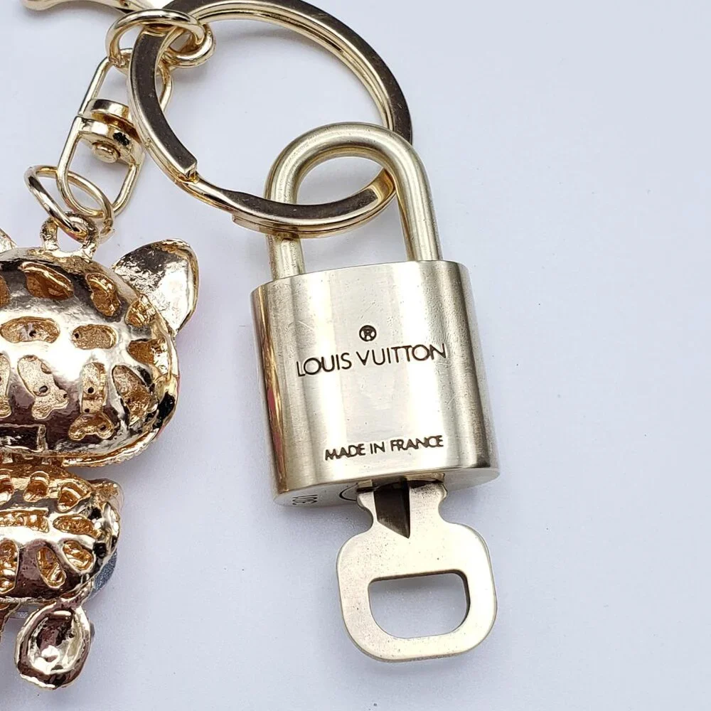 Louis Vuitton Gold Padlock 🔑 Authentic LV Unbranded Cat Keychain Bag Charm